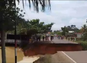 Jalan Lintas Sumatera di Bungo Putus Total, Pengendara ke Sumbar Dialihkan ke Jalur Alternatif