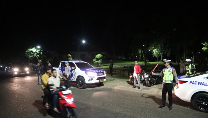 Polres Tanjab Timur Gelar Patroli Blue Light, Antisipasi Kriminalitas Remaja di Wilayah Hukum