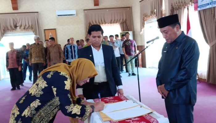 Sekda Tanjabtim Lantik 18 Pejabat Baru: 12 Jabatan Struktural dan 6 Jabatan Fungsional