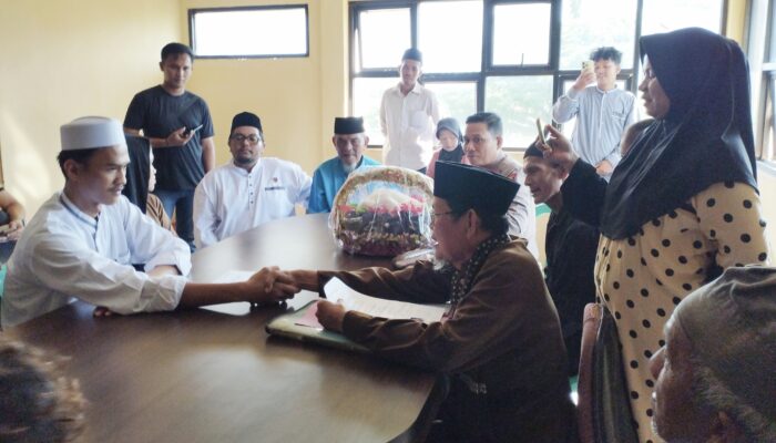 Meski Terbelenggu Hukum, Aldo dan Cindy Resmi Menikah di Polsek Pasar