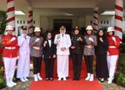 Wow! Semua Petugas Utama Upacara HUT RI di Tanjab Timur Perempuan