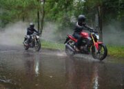 Tips Merawat Motor di Musim Hujan, Biar Tetap Prima di Jalan