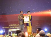 OJK Raih Predikat Badan Publik Terbaik Nasional pada Anugerah Keterbukaan Informasi Publik 2025