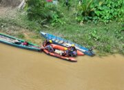 Perahu Hantam Kayu di Sungai Batang Pelepat, Satu Penumpang Hilang Terseret Arus