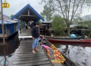 Gangguan Kejiwaan, Pria Misterius Diduga Hanyut hingga Tewas di Sungai