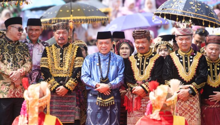 Hadiri Kenduri Sko Siulak Mukai, Gubernur Al Haris Apresiasi Masyarakat dalam Menjaga Nilai Budaya