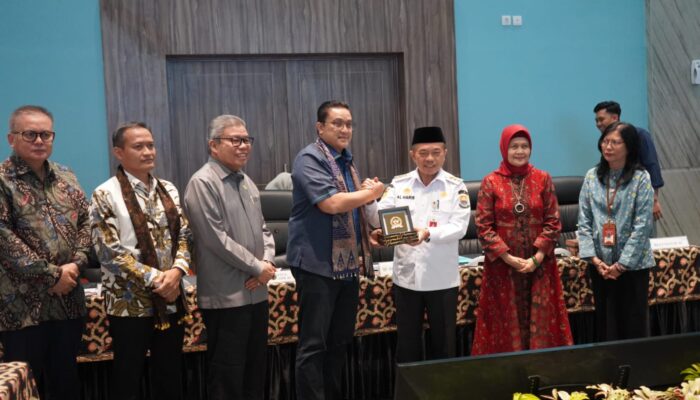 Komisi II DPR RI Kunjungi Jambi, Al Haris Dorong Reformasi Total BUMD dan Percepatan Penyelesaian Konflik Agraria