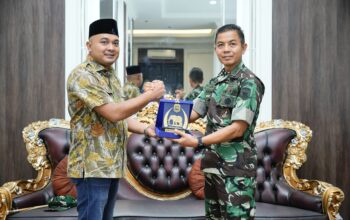 Safari Ramadhan, Danrem 042/Gapu Pererat Silaturahmi dengan Forkopimda di Rumah Dinas Bupati Tebo