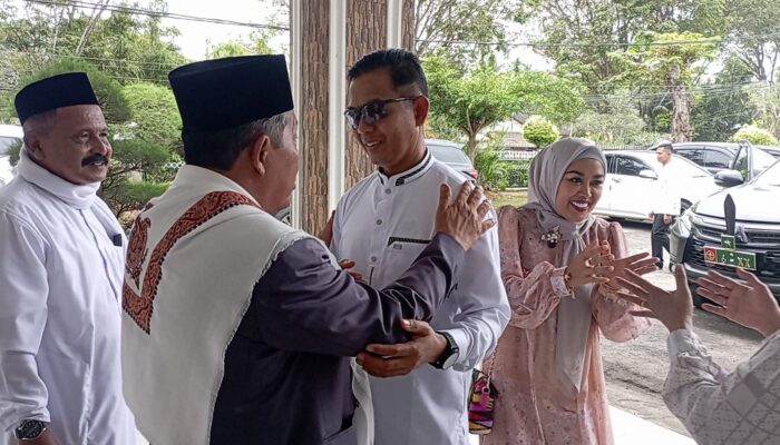 Danrem 042/Gapu Silaturahmi Halal Bihalal ke Forkopimda Jambi Usai Salat Id