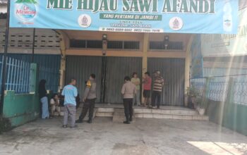 Ngamuk Bawa Parang, Suami Teror Istri dan Anak di Ruko Jambi Timur