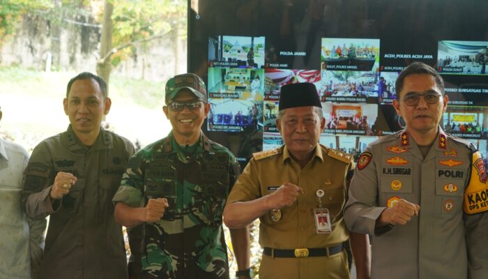 Danrem 042/Gapu Bersama Kapolda Jambi Tinjau Sitkamtibmas Wisata Kampung Radja, Pastikan Libur Idul Fitri Aman dan Kondusif