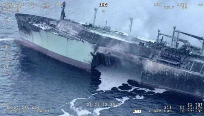 Diserang Drone Laut, Kapal LNG Rusia “Arctic Metagaz” Dihantam di Dekat Malt, 30 Awak Selamat