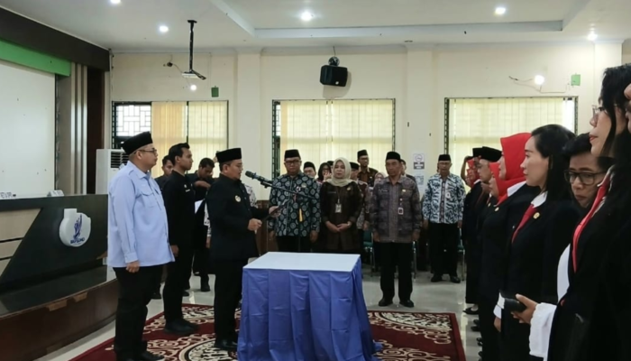 Maulana Lantik Puluhan Pejabat Pendidikan dan Kesehatan di Pemkot Jambi, Ini Daftar Lengkapnya