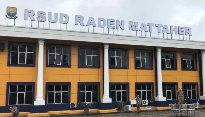 AC Mati di RS Raden Mattaher Jambi, Pasien Terpaksa Bawa Kipas Sendiri