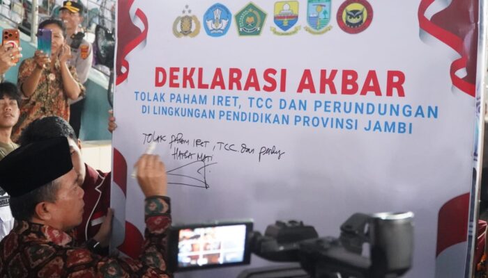 Belasan Ribu Pelajar Jambi Deklarasi Tolak IRET, TCC dan Bullying