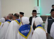 Sekda Sudirman Lepas JCH Kloter 23, Doakan Jamaah Jadi Haji Mabrur, Pulang Sehat