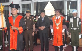 Hadiri Dies Natalis dan Wisuda UNJA, Wagub Sani Tekankan Peran Kampus dalam Pembangunan