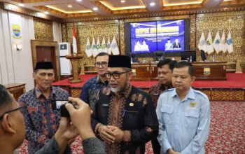 Sekda Sudirman Tegaskan Pemprov Berkomitmen Memperkuat Keterbukaan Informasi Publik
