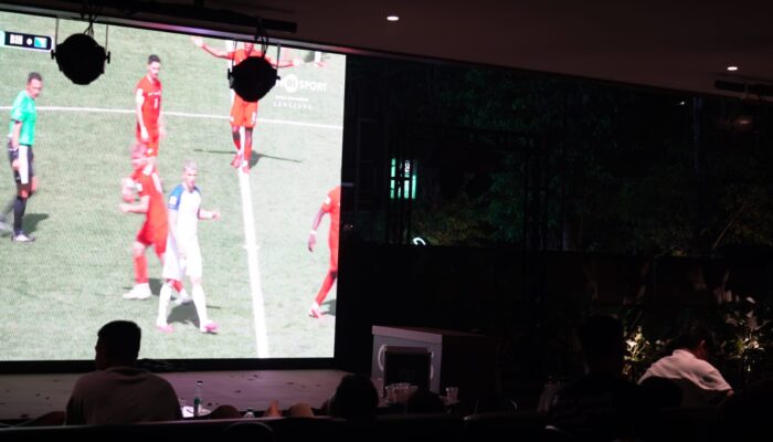 TNI dan Masyarakat Jambi Gelar Nobar Piala Dunia 2026, Perkuat Kebersamaan