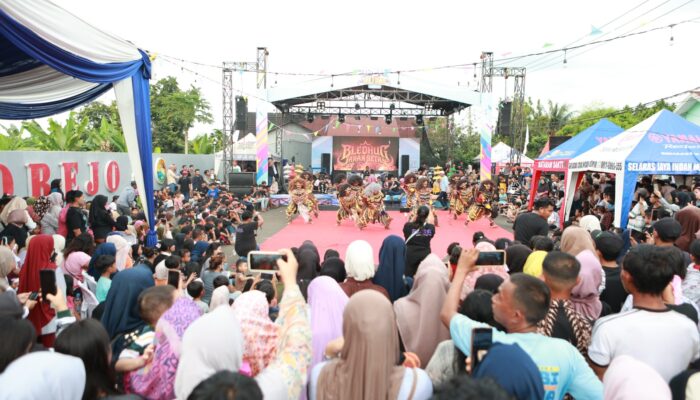 Meriah! Yamaha Karnaval Gear Ultima di Jambi Selatan Dipadati Ratusan Warga