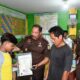 Kajati Jambi Sugeng Hariadi Lunasi Tunggakan Sekolah Dua Siswa Kurang Mampu