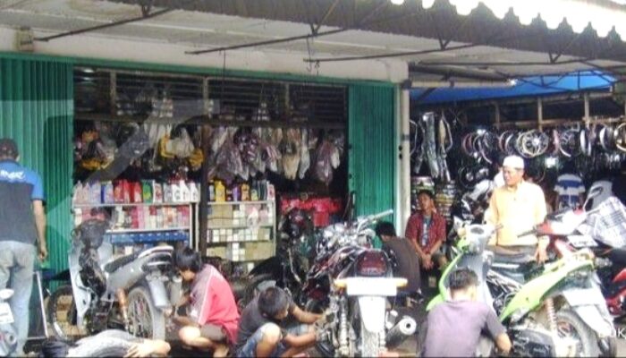 Dolar Tembus Rp18.000, Harga Ban dan Oli Motor di Jambi Naik hingga 10 Persen