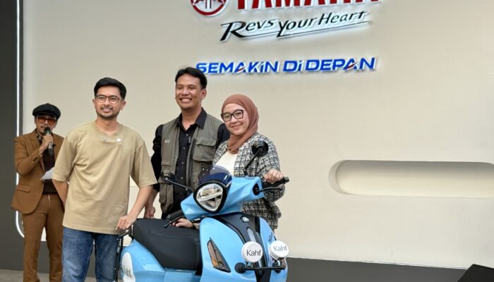 Kolaborasi Yamaha-Kahf Curi Perhatian di JFK 2026, Grand Filano Hybrid Tampil Lebih Stylish dan Petualang