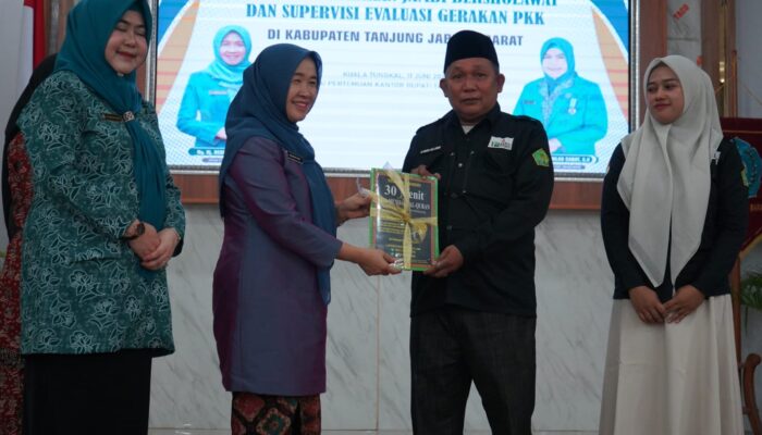 Hesti Haris Ajak Masyarakat Membumikan Budaya Sholawat di Provinsi Jambi