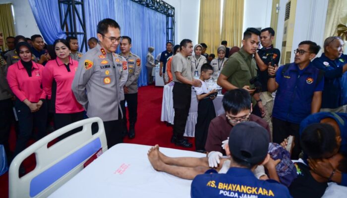 Dalam Rangka Hari Bhayangkara ke-80, Polda Jambi Gelar Bakti Kesehatan dan Bakti Sosial untuk Masyarakat