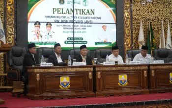 Hadiri Pelantikan JKSN Jambi, Al Haris Tekankan Peran Guru dan Kiai Jaga Moral Generasi Bangsa