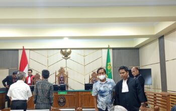 Eksepsi Tiga Terdakwa Korupsi Pengadaan Bahan Kimia Tirta Mayang Ditolak, Sidang Berlanjut ke Tahap Pembuktian