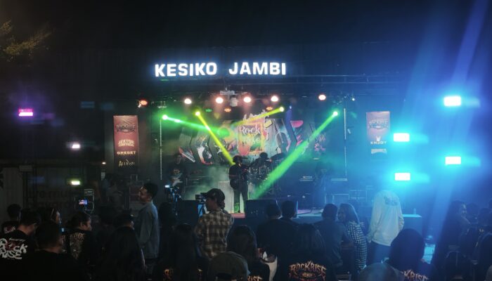 Suara Dentuman Drum Menggema, Rock Rise Vol. VI Guncang KESIKO Sosial Space Jambi