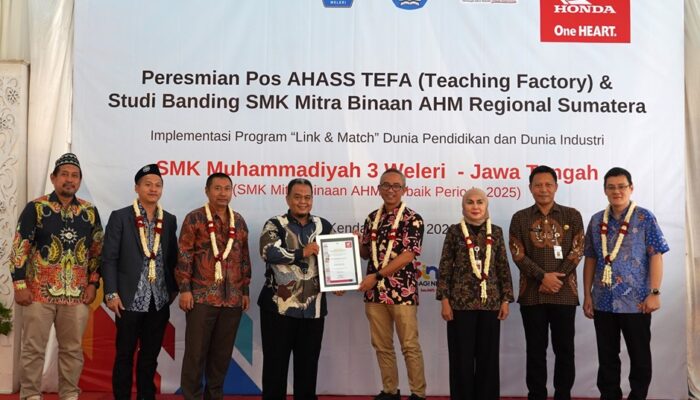 Resmikan Pos AHASS TEFA, AHM Jembatani Siswa Masuki Dunia Industri