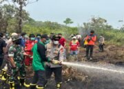 Polri Bersama TNI dan Stakeholder Gerak Cepat Tangani Karhutla di Sarolangun