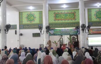 Gerakan Jambi Bersholawat Terus Digelorakan, Hesti Haris Ajak Masyarakat Perbanyak Sholawat