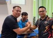 Vicky Prasetyo Hantam Dede Sunandar, Kapolda Fighter Match Sempat Terhenti