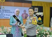 Kapolda Jambi Tekankan Peran Ibu Asuh dalam Pembinaan dan Penguatan Moril Polwan