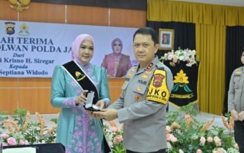 Kapolda Jambi Tekankan Peran Ibu Asuh dalam Pembinaan dan Penguatan Moril Polwan