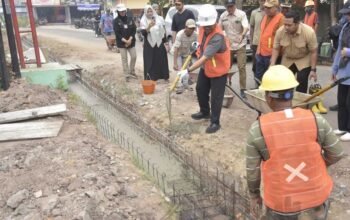 Tinjau Kampung Bahagia Tahap II, Maulana Pastikan Pembangunan Tepat Sasaran dan Bermanfaat bagi Warga